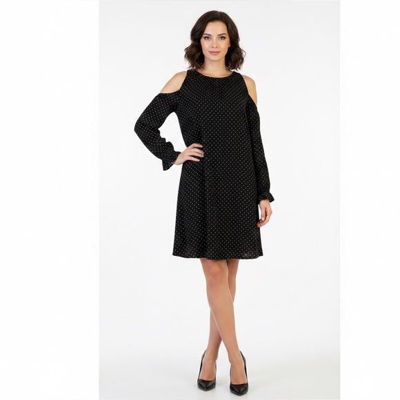 Old Navy Dresses & Skirts - Flirty Black Polka Dot Cold Shoulder Mini Dress